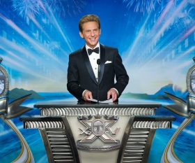 ”Vi fejrer Freewinds’ 25-års jubilæum i kølvandet på en æra, der overgår alt andet. For blot seks måneder siden lancerede vi Techens Guldalder Fase II, og i dag er der flere scientologer end nogensinde, der går op ad Broen til åndelig frihed. Derfor er det kun passende, at vi er forsamlet om bord på Freewinds, som hver eneste scientolog har som sit endelige mål. Og det er endnu mere passende i betragtning af skibets større humanitære mission – nemlig at skabe en verden, hvor alle kan komme op til niveauer, de aldrig havde drømt om.” – David Miscavige, Bestyrelsesformand for Religious Technology Center