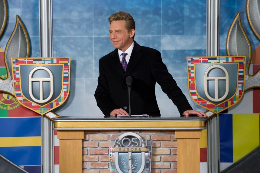 Bestyrelsesformanden for Religious Technology Center, David Miscavige, førte an i indvielsen af den nye ideelle Avancerede Organisation og Saint Hill Europa. Han mødtes med tusinder af kontinentets scientologer, der var samlet i Jernbanegade midt i København.